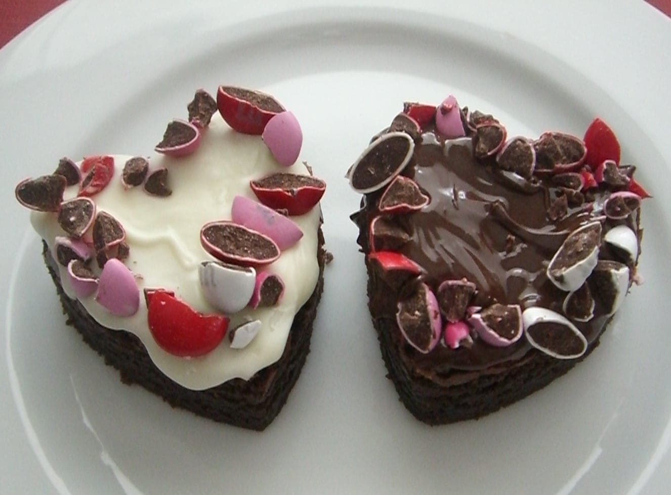 Valentine S Day Ideas 2 3 Heart Shaped Candy Coated Brownies