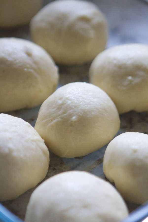 rising rolls in baking pan