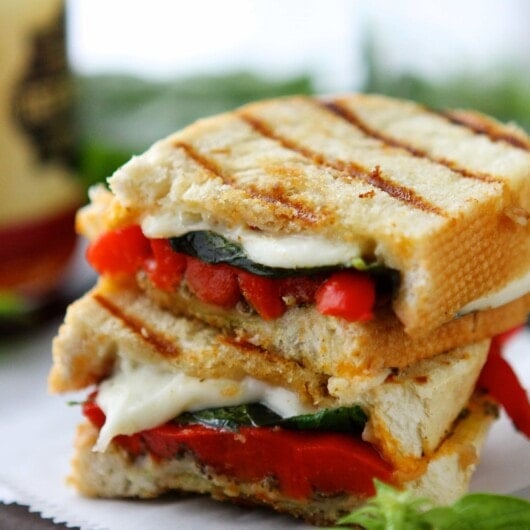 Roasted Red Pepper and Pesto Grilled Cheese Sandwiches | Lauren's Latest