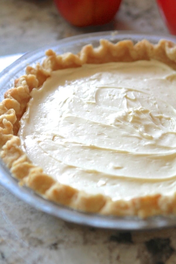 Baked pie shell with cream cheese filling