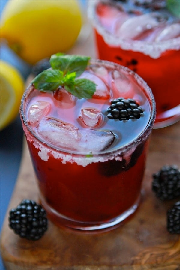 blackberry mint lemonade