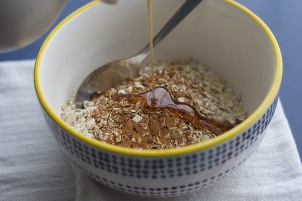 Oatmeal with cinnamon and syrup