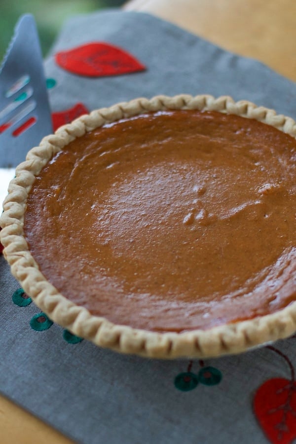 Fail-Proof Homemade Pumpkin Pie - Lauren's Latest