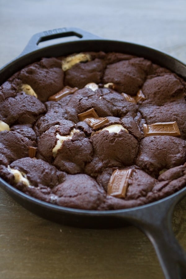 Chocolate Smores Skillet Cookie