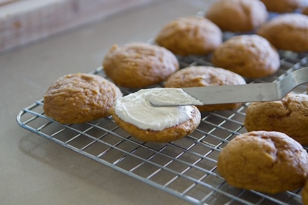 spreading filling onto a whoopie pie
