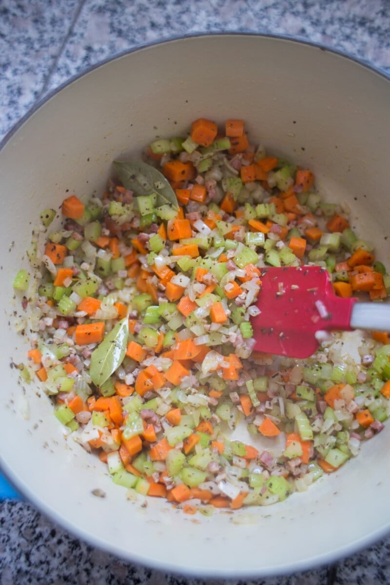 Traditional Pasta e Fagioli (with Kale!) - Lauren's Latest