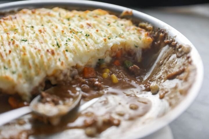 Simple Shepherd's Pie Recipe - Lauren's Latest