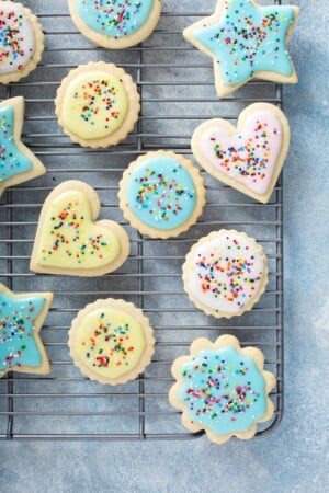 Vanilla Bean Cut-Out Sugar Cookie Recipe - Lauren's Latest