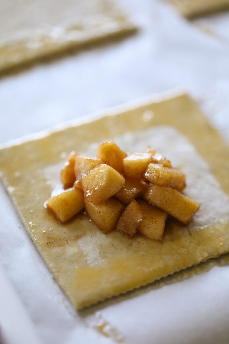 Apple Turnover Recipe (easy!!) - Lauren's Latest