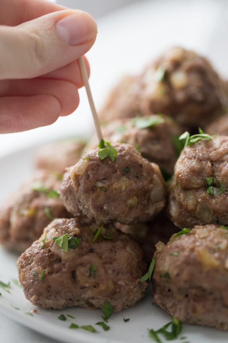 Easy Meatball Recipe (perfect for any dish!) - Lauren's Latest