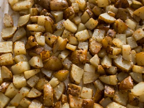https://laurenslatest.com/wp-content/uploads/2019/05/roasted-potatoes-2-500x375.jpg