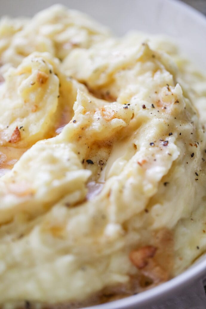 Garlic Mashed Potatoes - Lauren's Latest