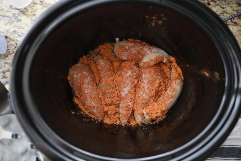 Crockpot Chicken Fajitas - ONLY 5 Ingredients! - Lauren's Latest