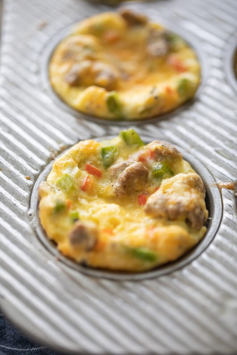 baked egg muffins in muffin tins
