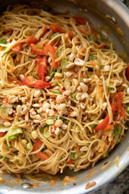 Healthy Peanut Noodles - *ADDICTING* Recipe - Lauren's Latest