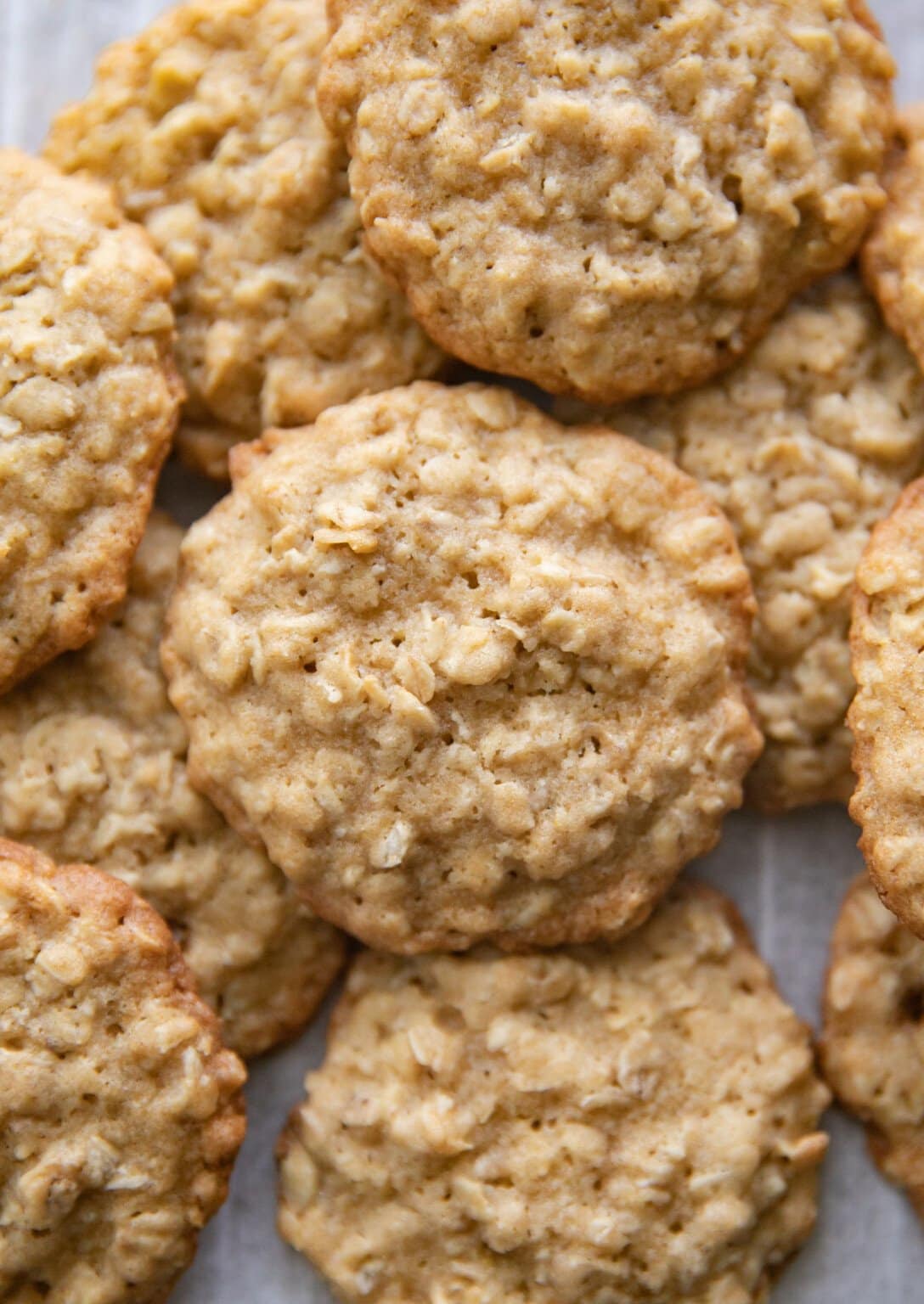 Homemade Oatmeal Cream Pies - Lauren's Latest