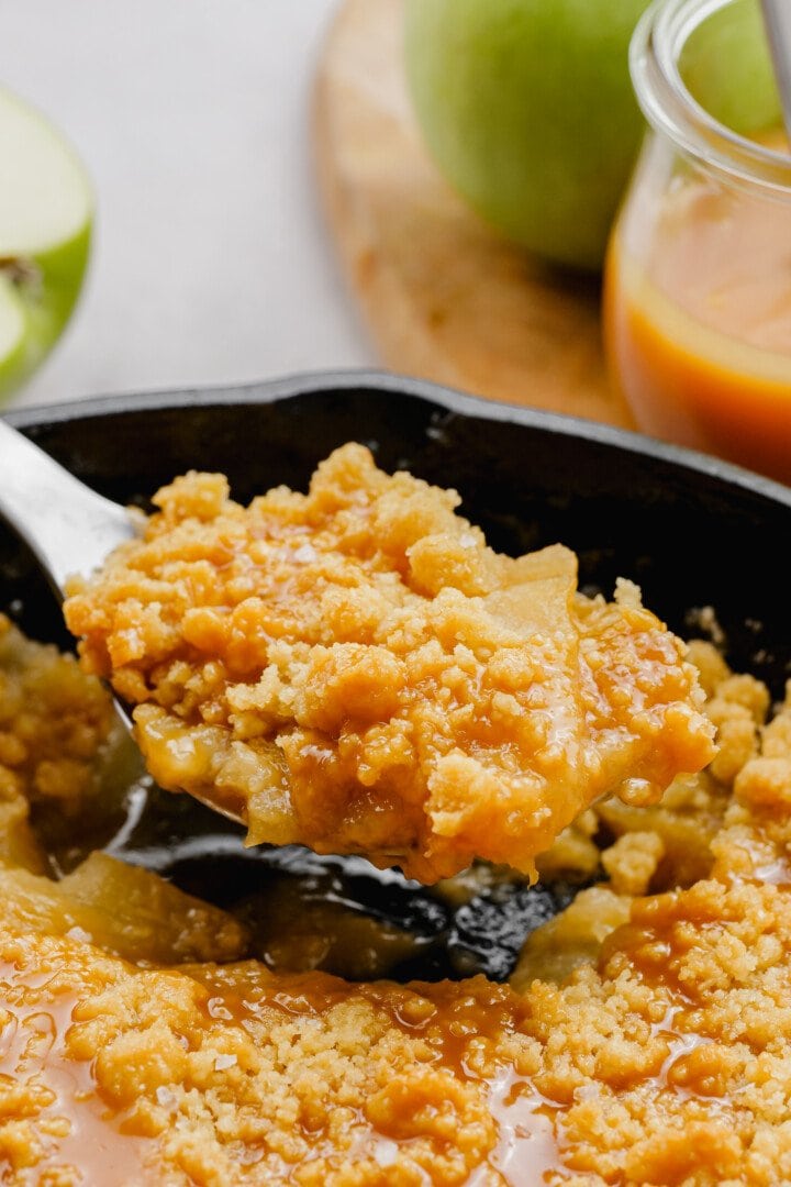 Caramel Apple Crumble - Lauren's Latest