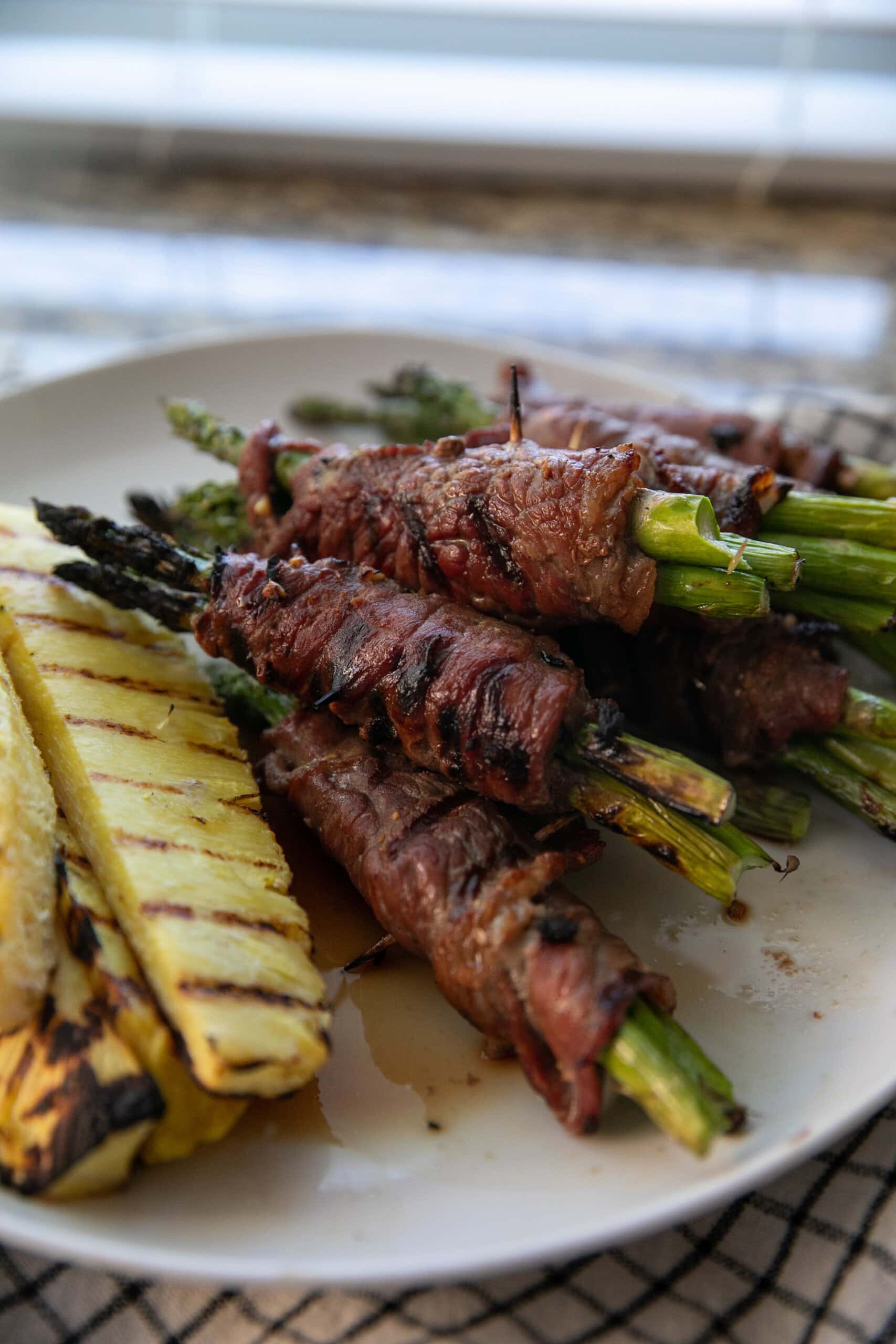 beef wrapped asparagus
