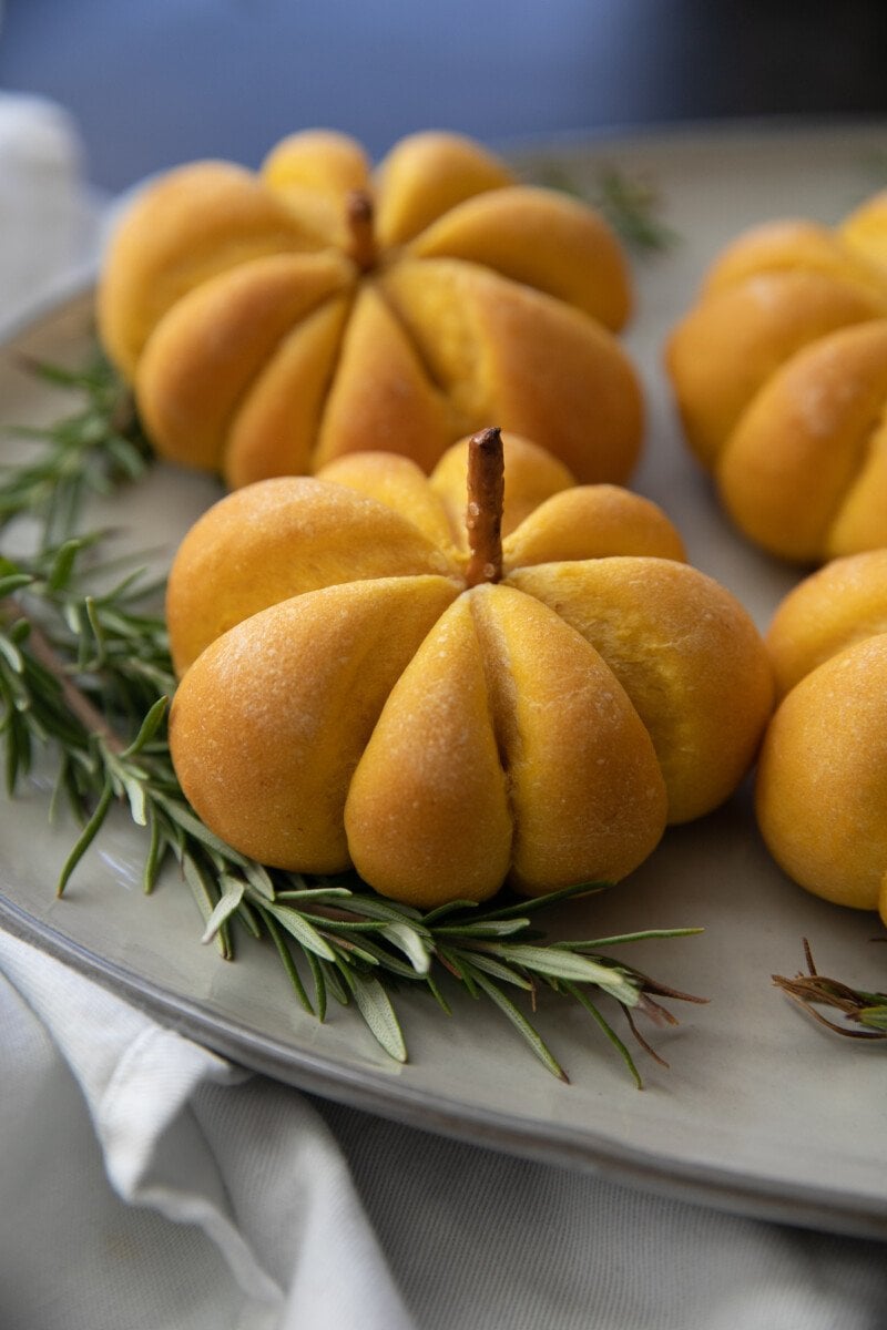 Pumpkin Bread Rolls - Lauren's Latest