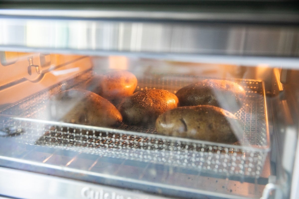 baked potatoes in air fryer