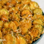 fried-zucchini-on green plate
