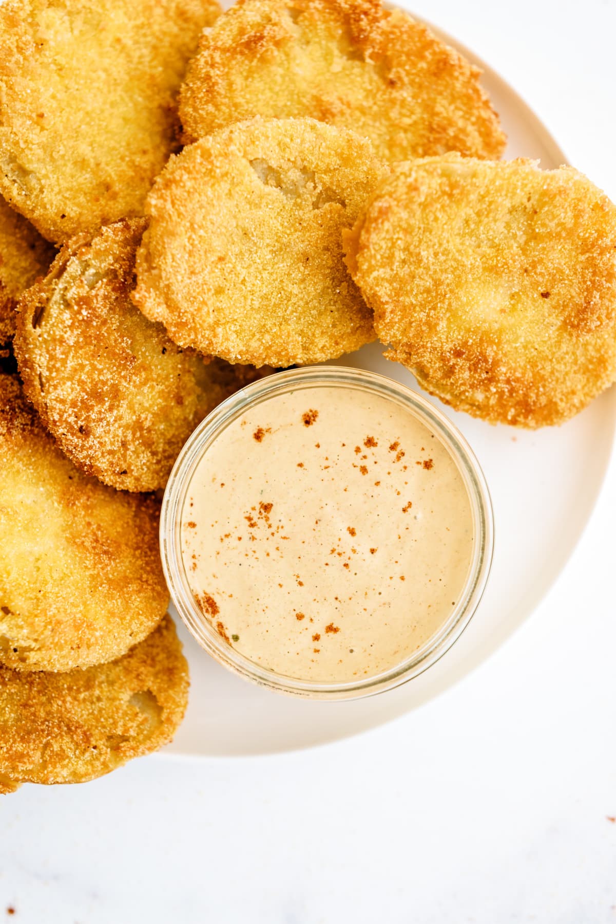 fried-green-tomatoes with remoulade-sauce