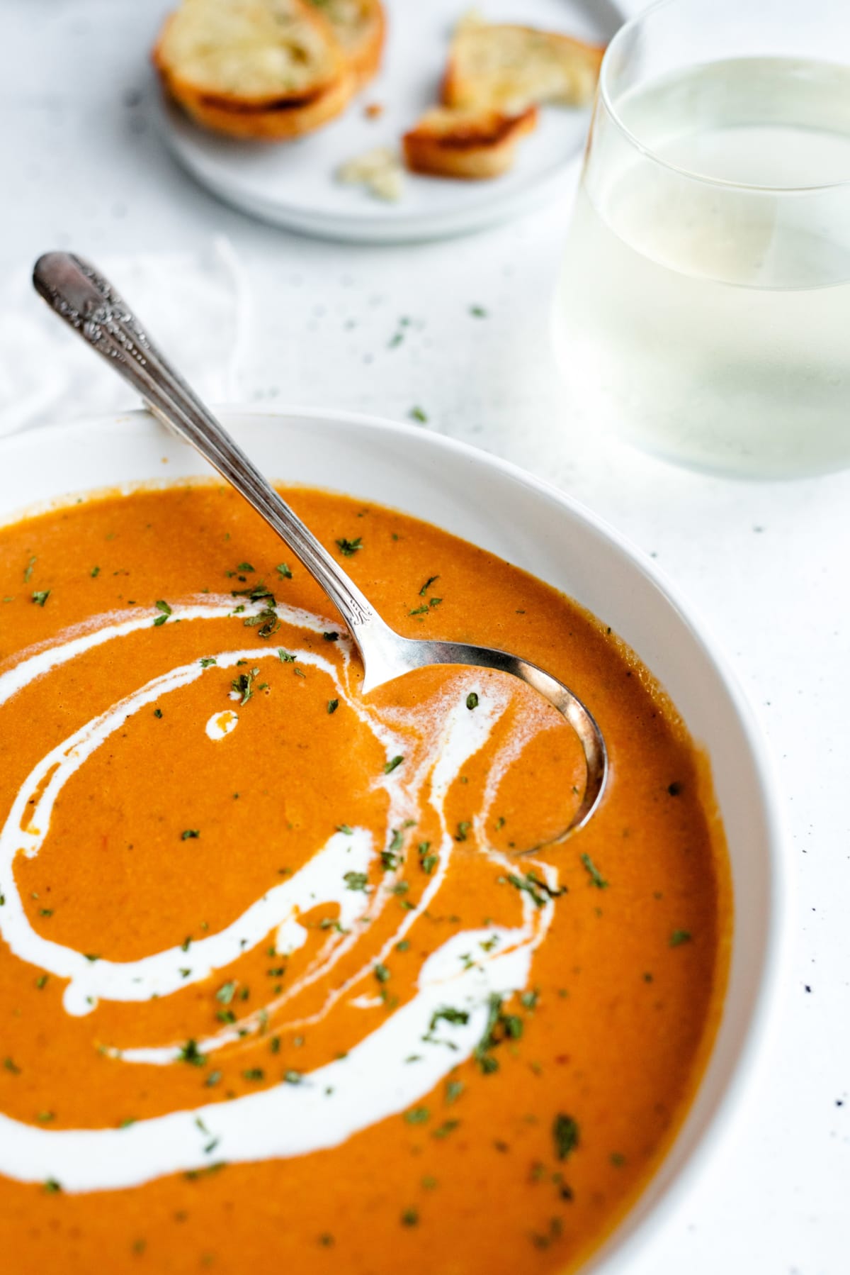 close up tomato bisque in a bowl