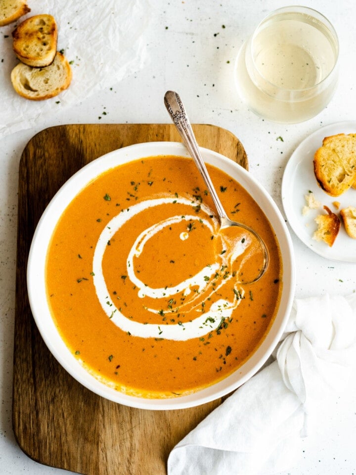 Easy Tomato Bisque Recipe - Lauren's Latest