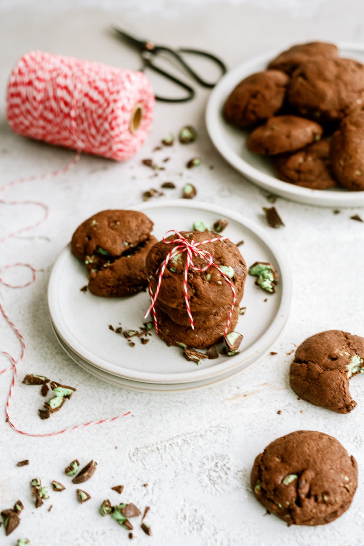 chocolate-mint-cookies on plates