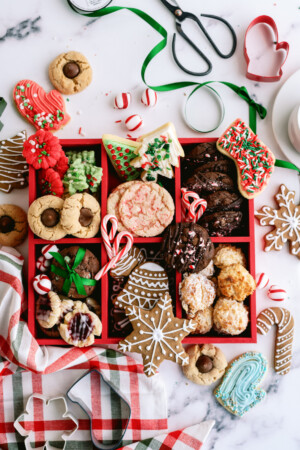 50 Old Fashioned Christmas Cookie Recipes - Lauren's Latest