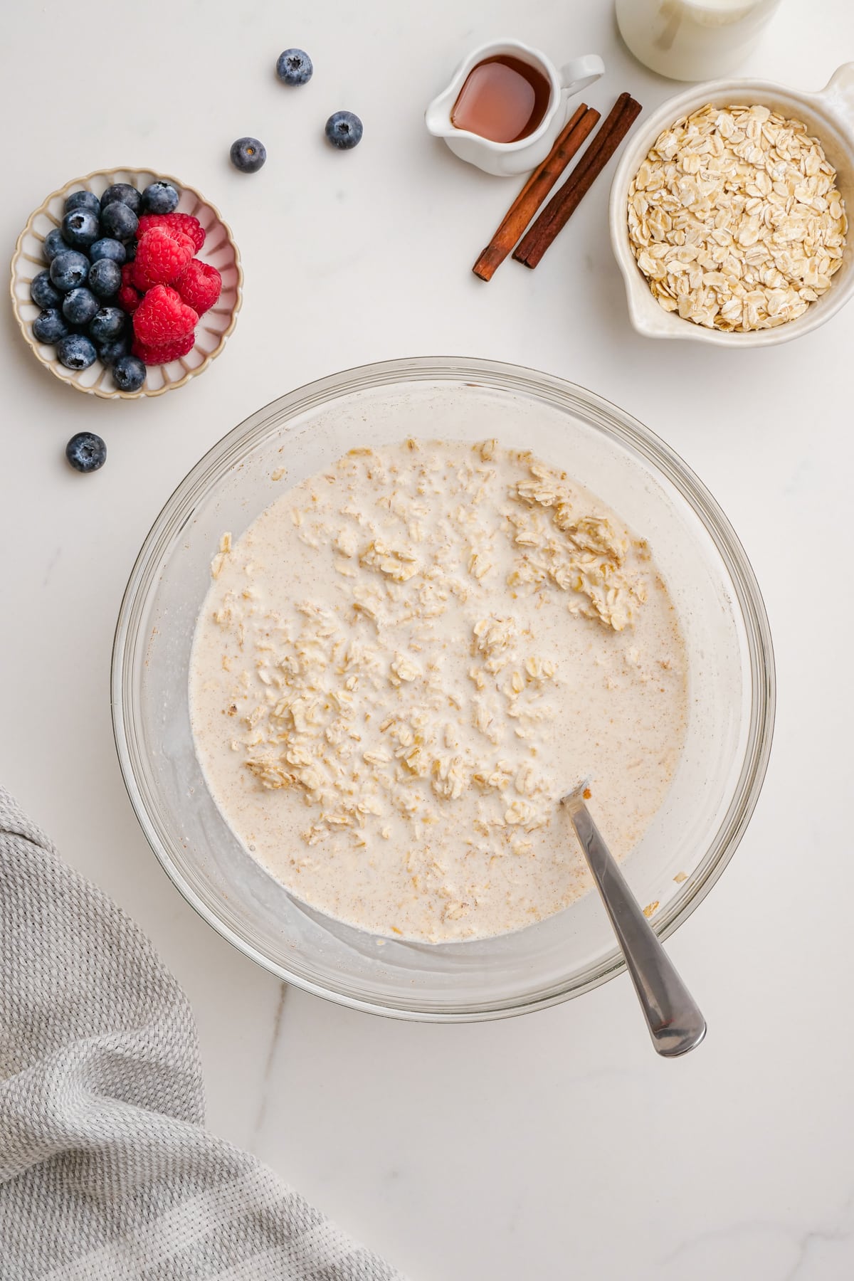overnight oats ingredients in bowl