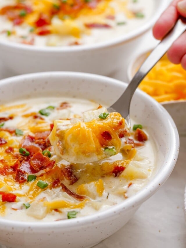 cropped loaded baked potato soup 18.jpg