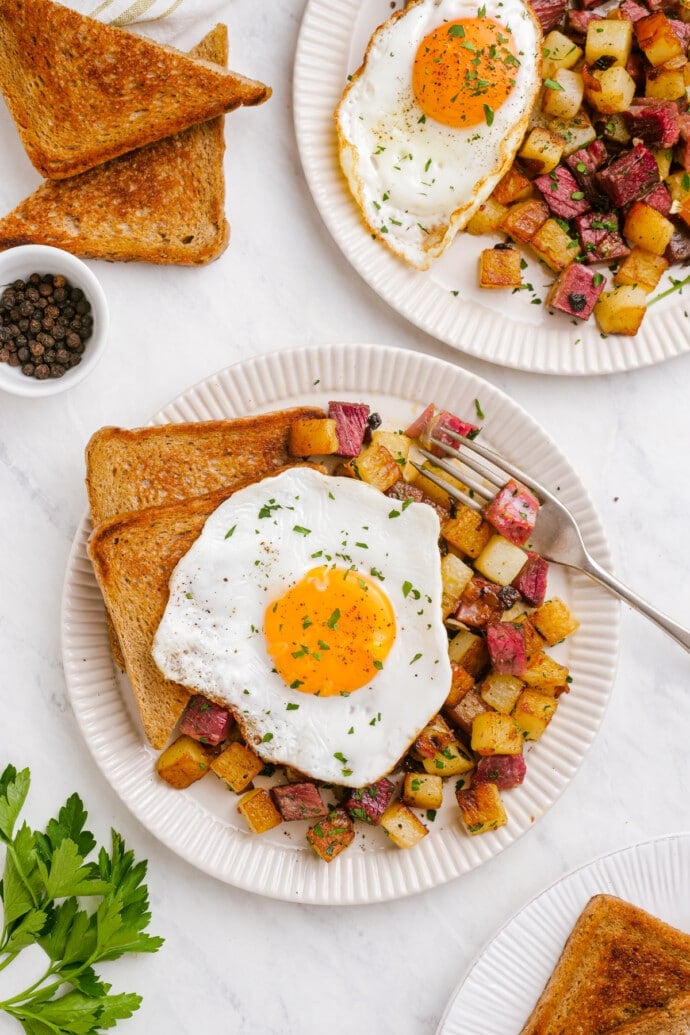 Corned Beef Hash Breakfast Recipe - Lauren's Latest