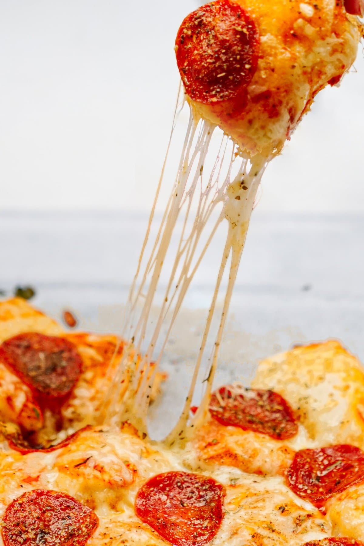pull apart pizza with cheese pull