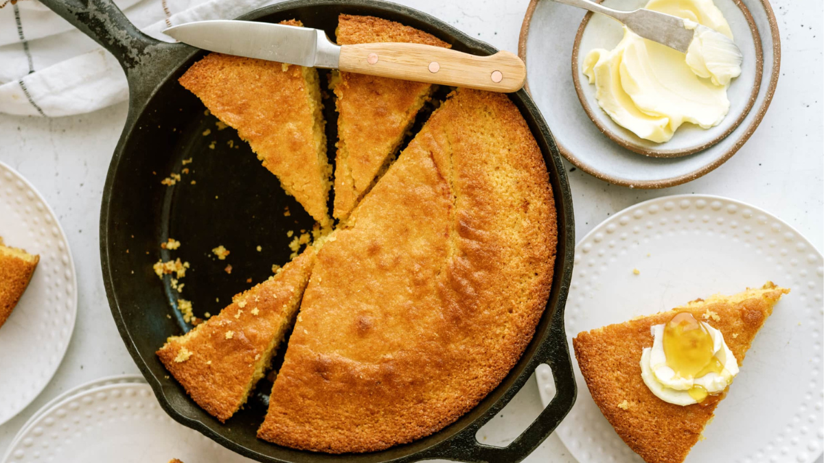 Best Cornbread Recipe Ever. Photo credit Lauren's Latest.