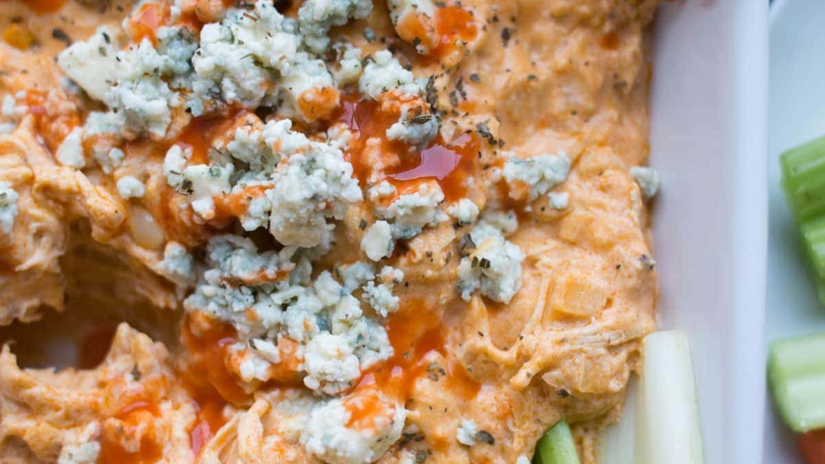 Buffalo Chicken Dip Recipe. Photo credit Lauren's Latest. (1)