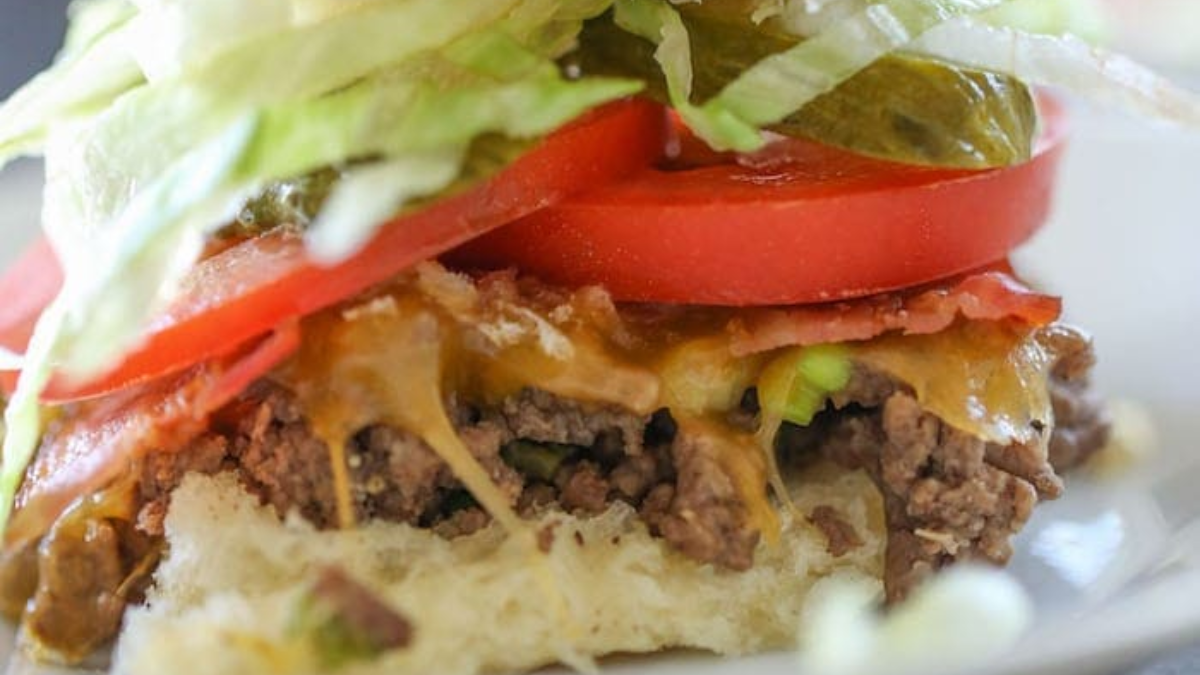 Cheeseburger Sliders. Photo credit Lauren's Latest.