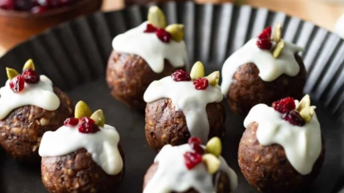 Christmas Pudding Balls. Photo credit International Hospitality. (1)