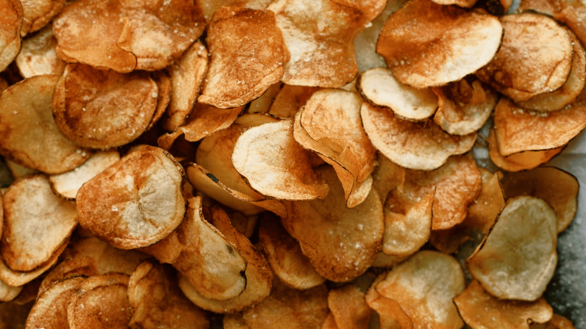 Homemade Kettle Chips Recipe. Photo credit Lauren's Latest.