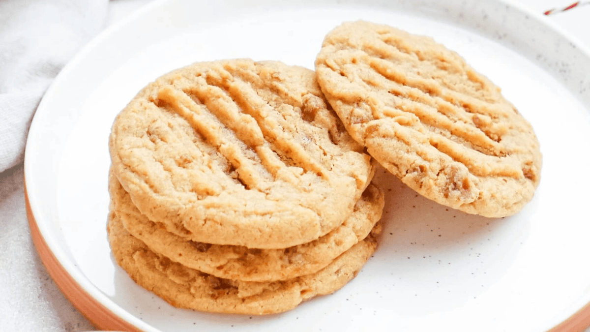 Peanut Butter Toffee Cookies. Photo credit Lauren's Latest.