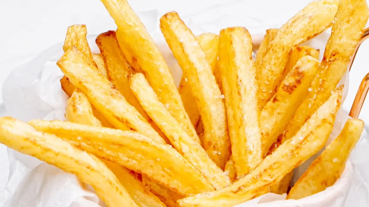 Pommes Frites Recipe. Photo credit Lauren's Latest.