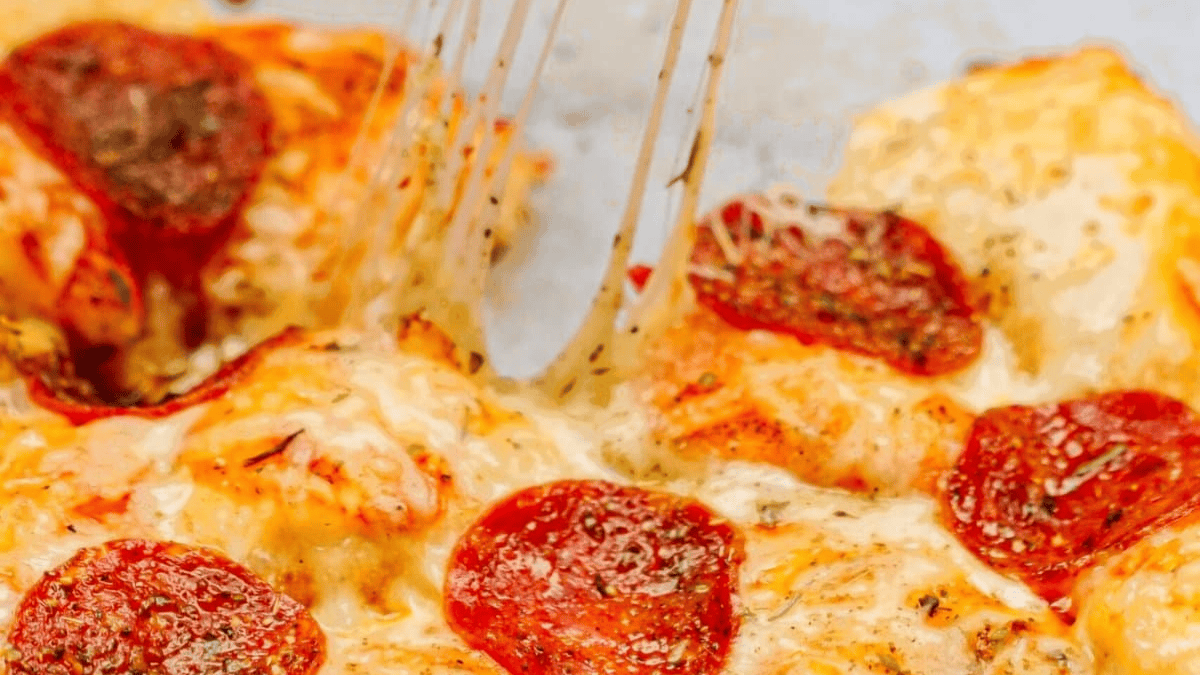 Pull Apart Pizza Bread Recipe (Bubble Pizza). Photo credit Lauren's Latest.