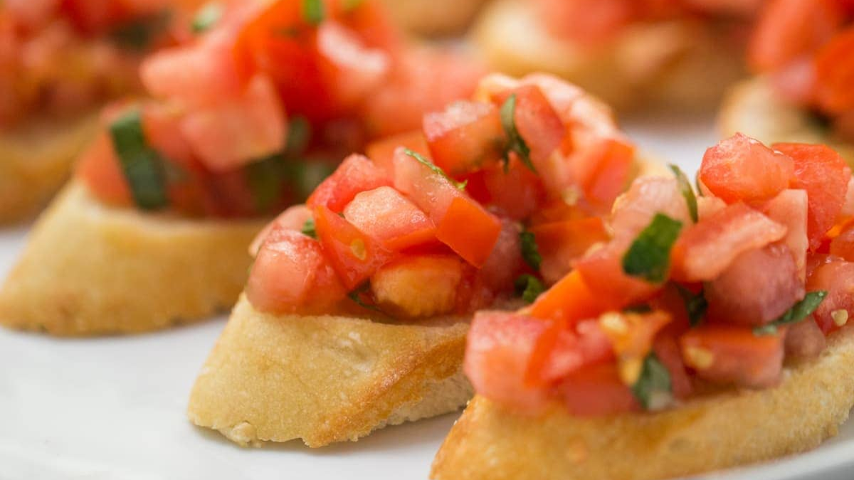 Simple Bruschetta Recipe. Photo credit Lauren's Latest.