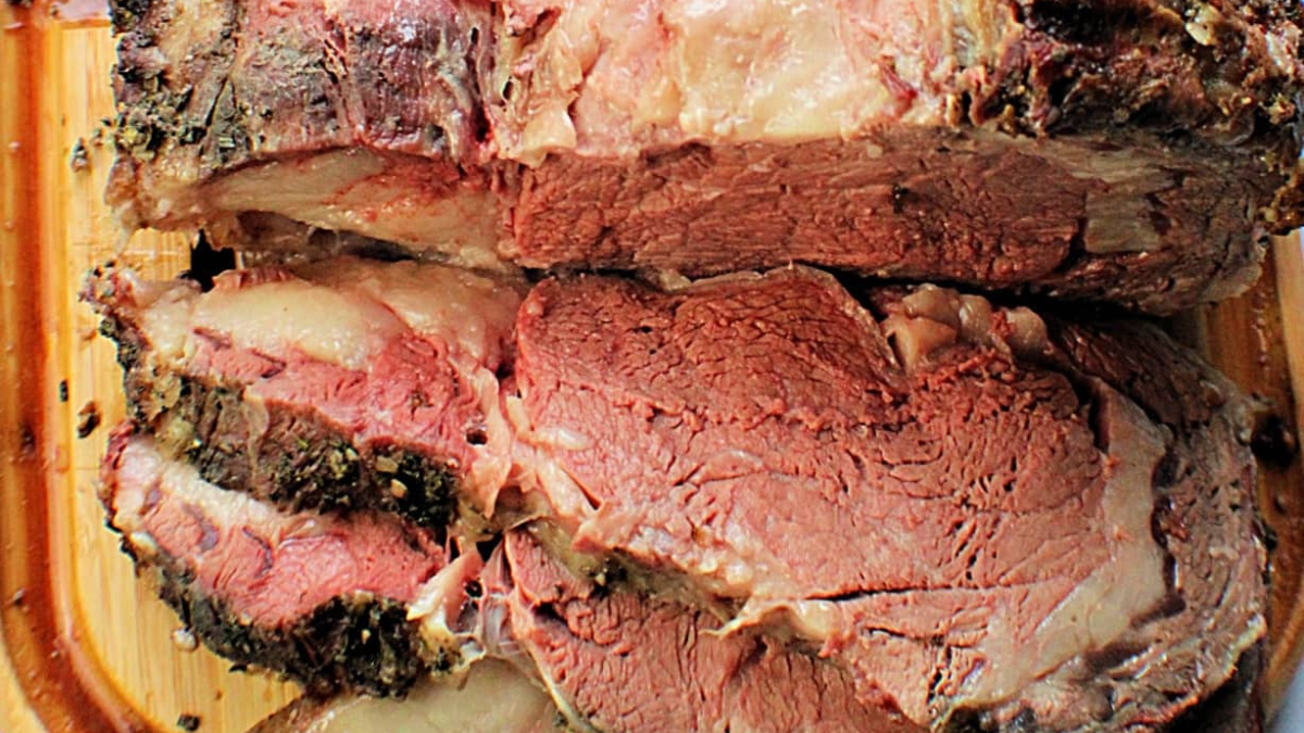 Smoked Prime Rib Roast Recipe. Photo credit Lauren's Latest.