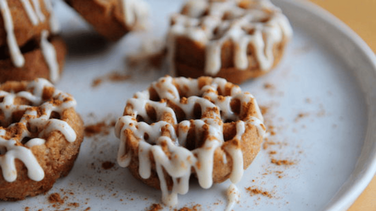 Snickerdoodle Waffle Cookies. Photo credit Lauren's Latest.