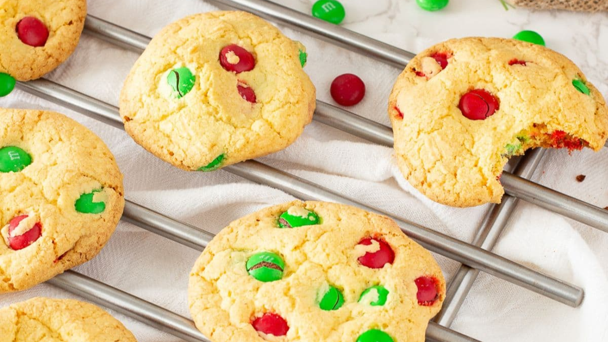 Super Easy Christmas Cake Mix Cookies With Only A Few Ingredients. Photo credit International Hospitality.