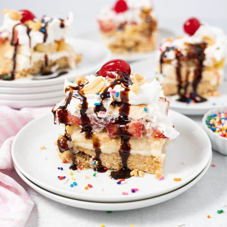 banana split cake recipe 768x768