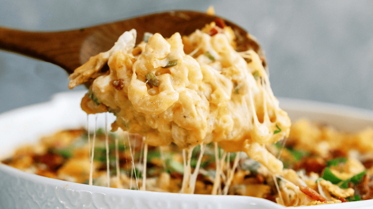 Buffalo Chicken Macaroni And Cheese Recipe. Photo credit Lauren's Latest.