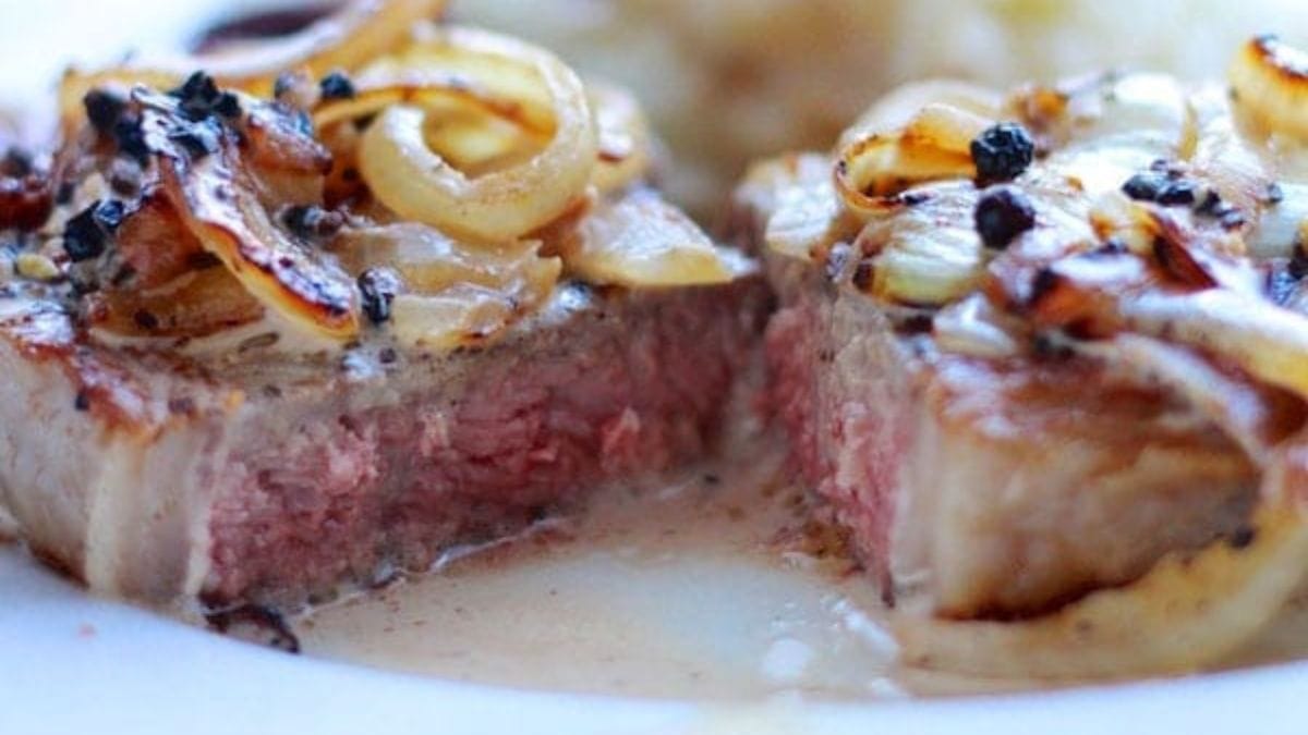 Cast Iron Steak With Bourbon Pepper Cream Sauce. Photo credit Lauren's Latest.