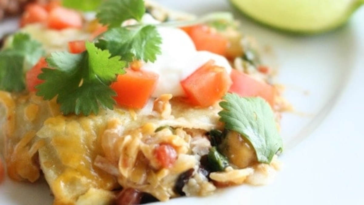 Chicken And Vegetable Enchilada Casserole Recipe. Photo credit Lauren's Latest.